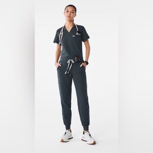 Figs Dark Harbor Scrub Set XS Top, XS/P Jogger Pant